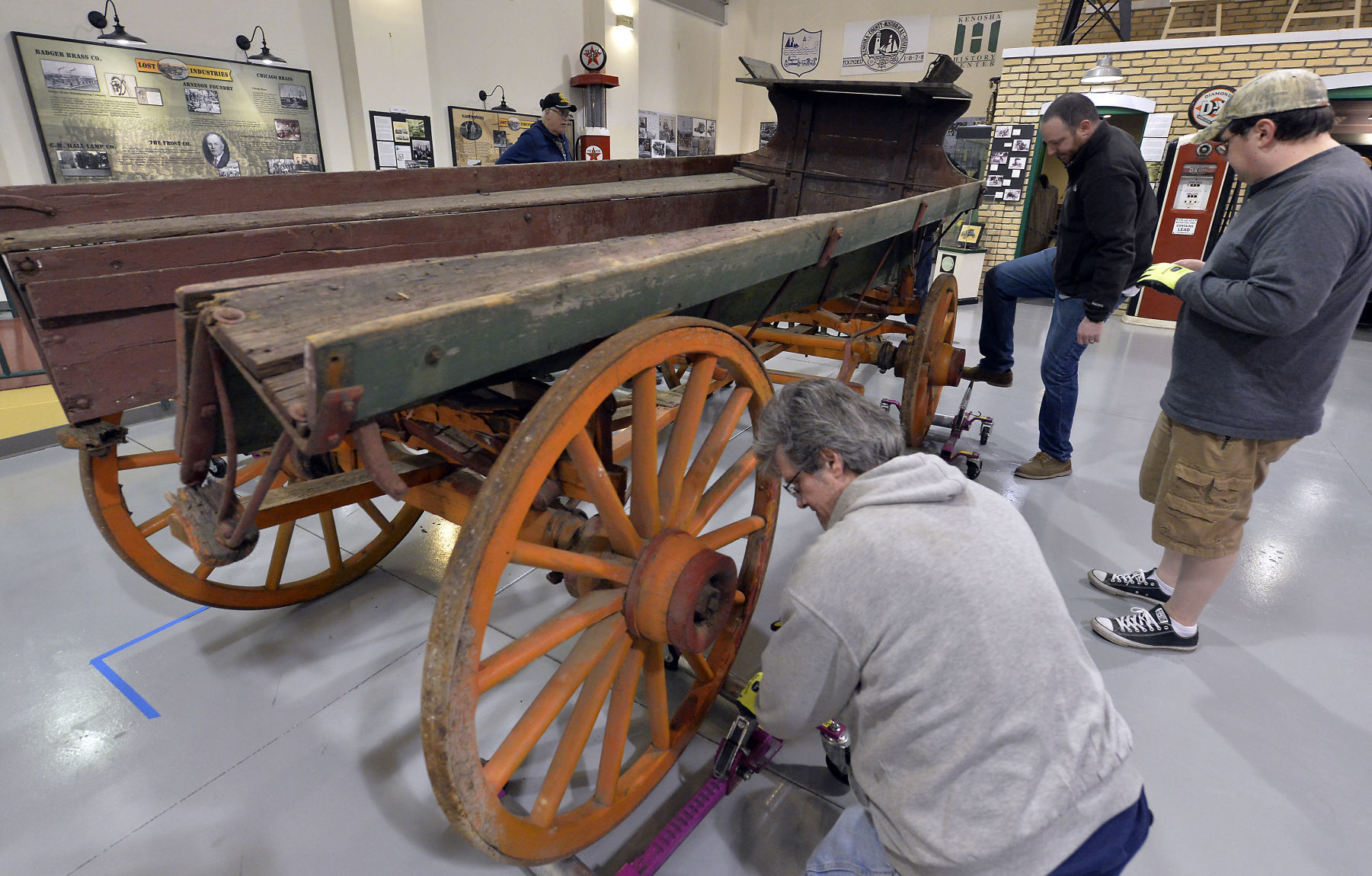 HISTORY CENTER BAIN WAGON